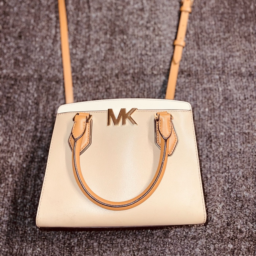 Michael Kors Mott Medium Messenger bag